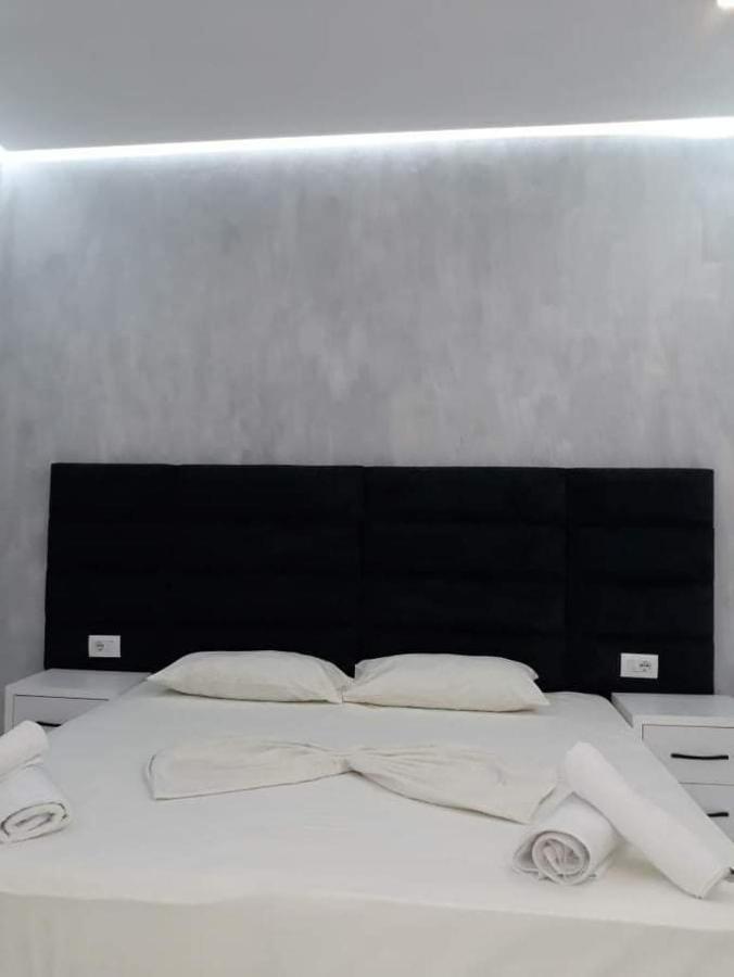 Lino House Apartment Sarande Exterior photo