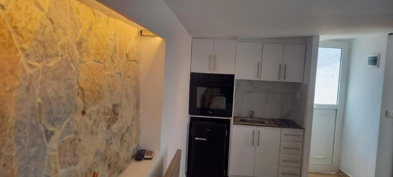 Lino House Apartment Sarande Exterior photo